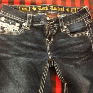 Rock Revival Betty size 27 jeans
